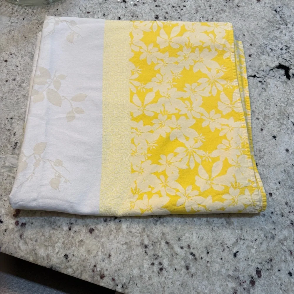 Sur La Table Tan Yellow Floral Tablecloth 70x70